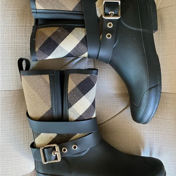Burberry Exploded Check Pattern Rubber Rain Boots, Sz 38 - Picture 6 of 13